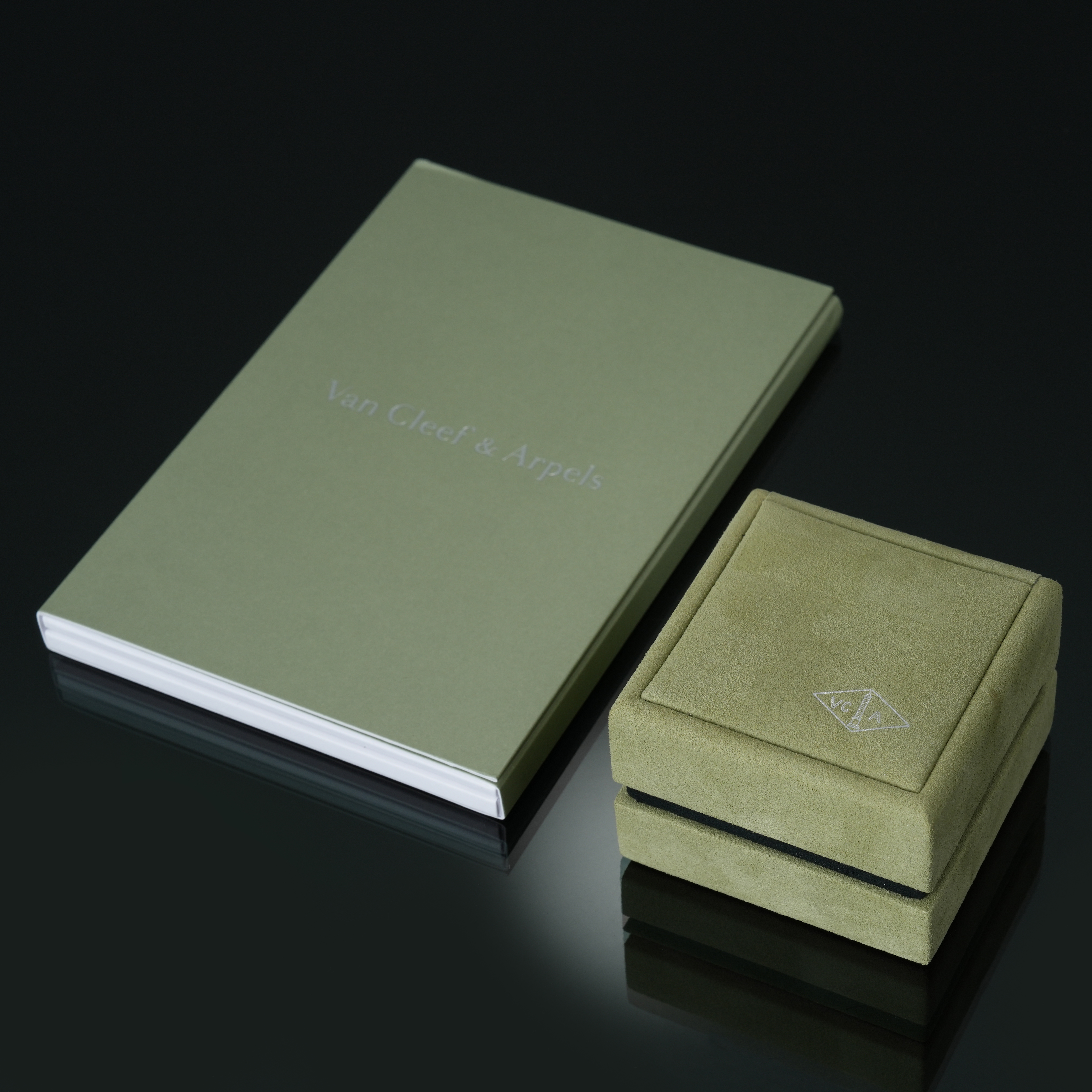 Van Cleef & Arpels(USED)반클리프앤아펠 뉴욕 웨딩밴드 #54